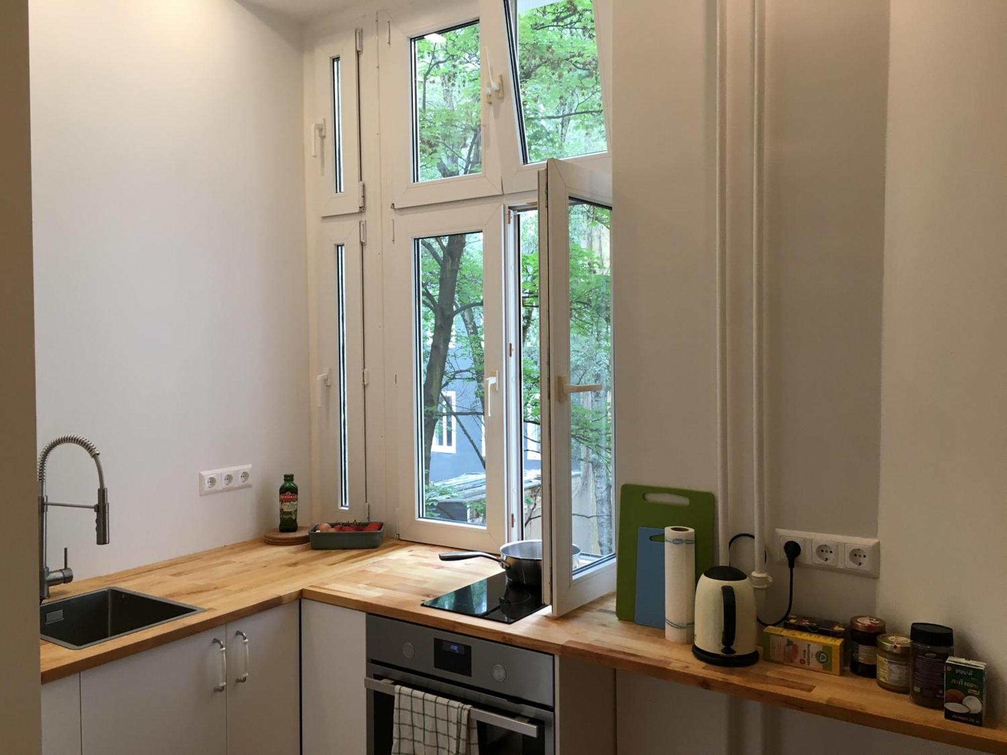 Cosy Apartment In Friedrichshaun Berlim Exterior foto