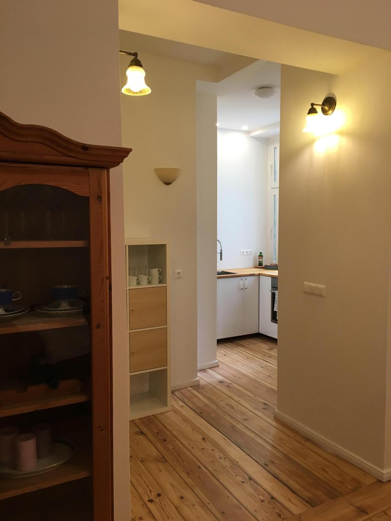 Cosy Apartment In Friedrichshaun Berlim Exterior foto