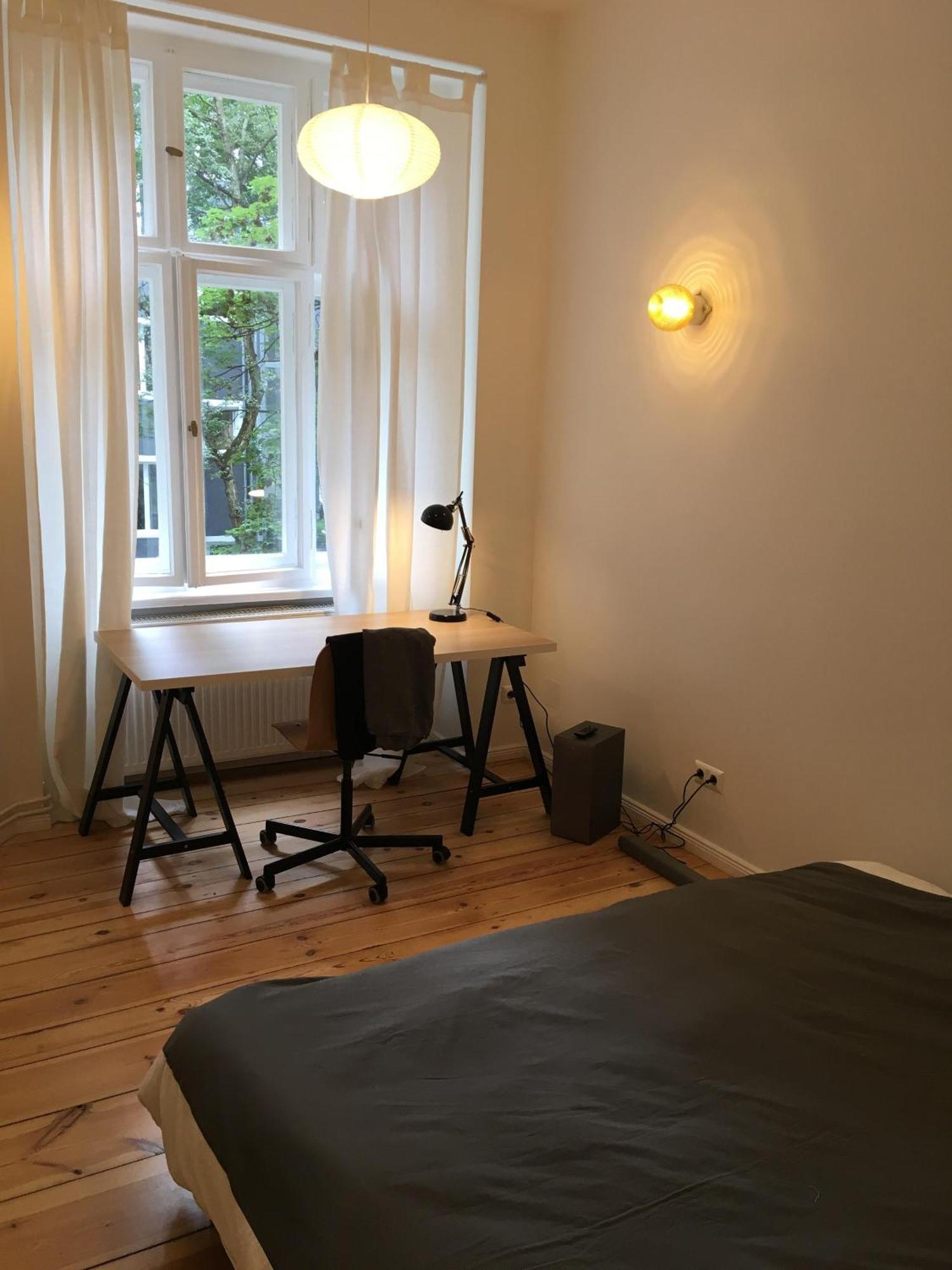 Cosy Apartment In Friedrichshaun Berlim Exterior foto